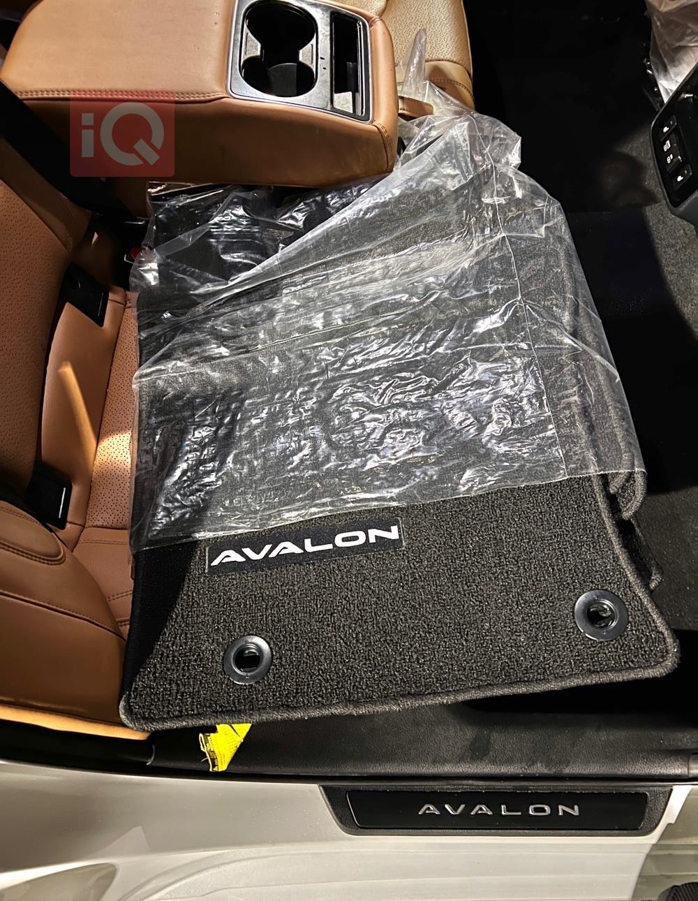 تويوتا أفالون